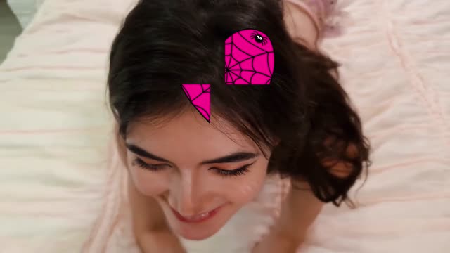 粉色内衣和丝袜美女渴望大屌射进体内