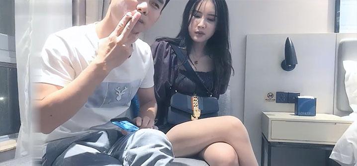 【文轩探花】高颜值性感黑裙妹子，黑丝上位骑乘抽插大力猛操