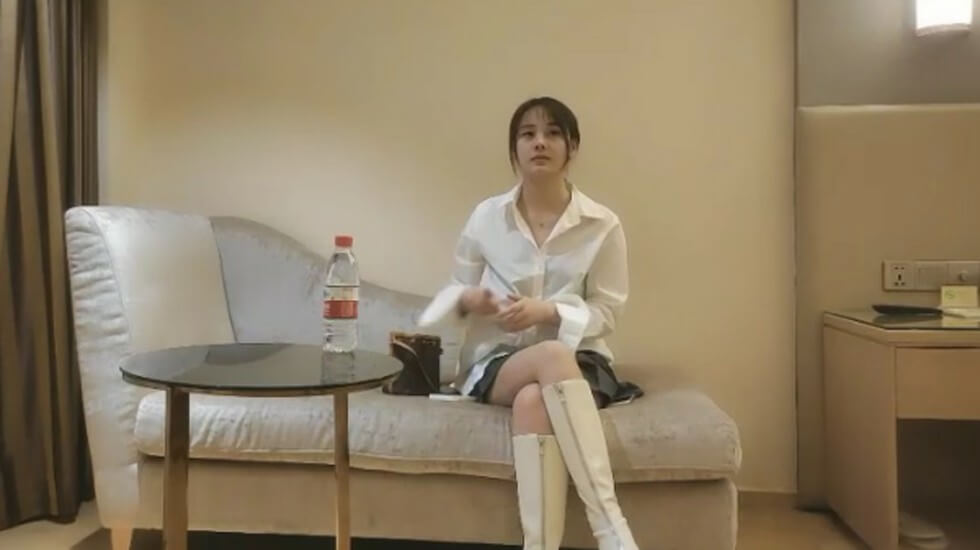 探花系列-高价约极品美少女。