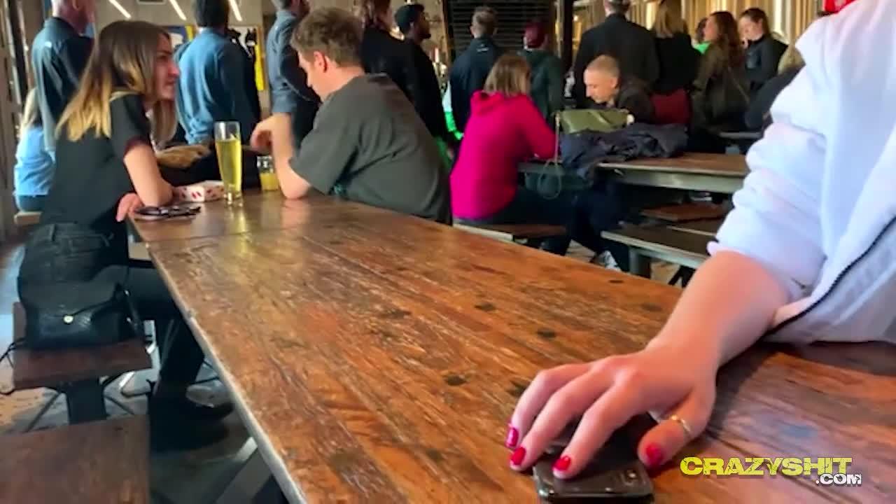 户外露出的外国美女们4