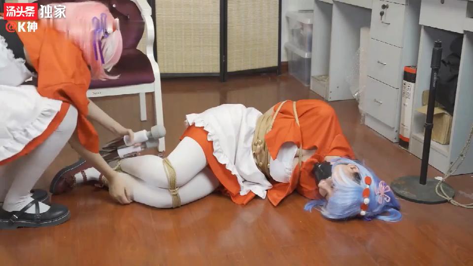 ③绿帽学院 - 拉姆蕾姆 COSPLAY百合虐向