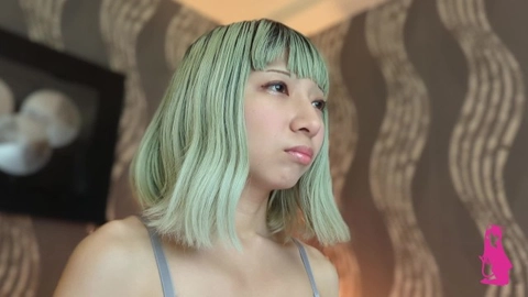 推荐--可爱的少女吮吸鸡巴！！