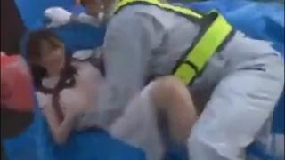 工地上被强奸的女白领！