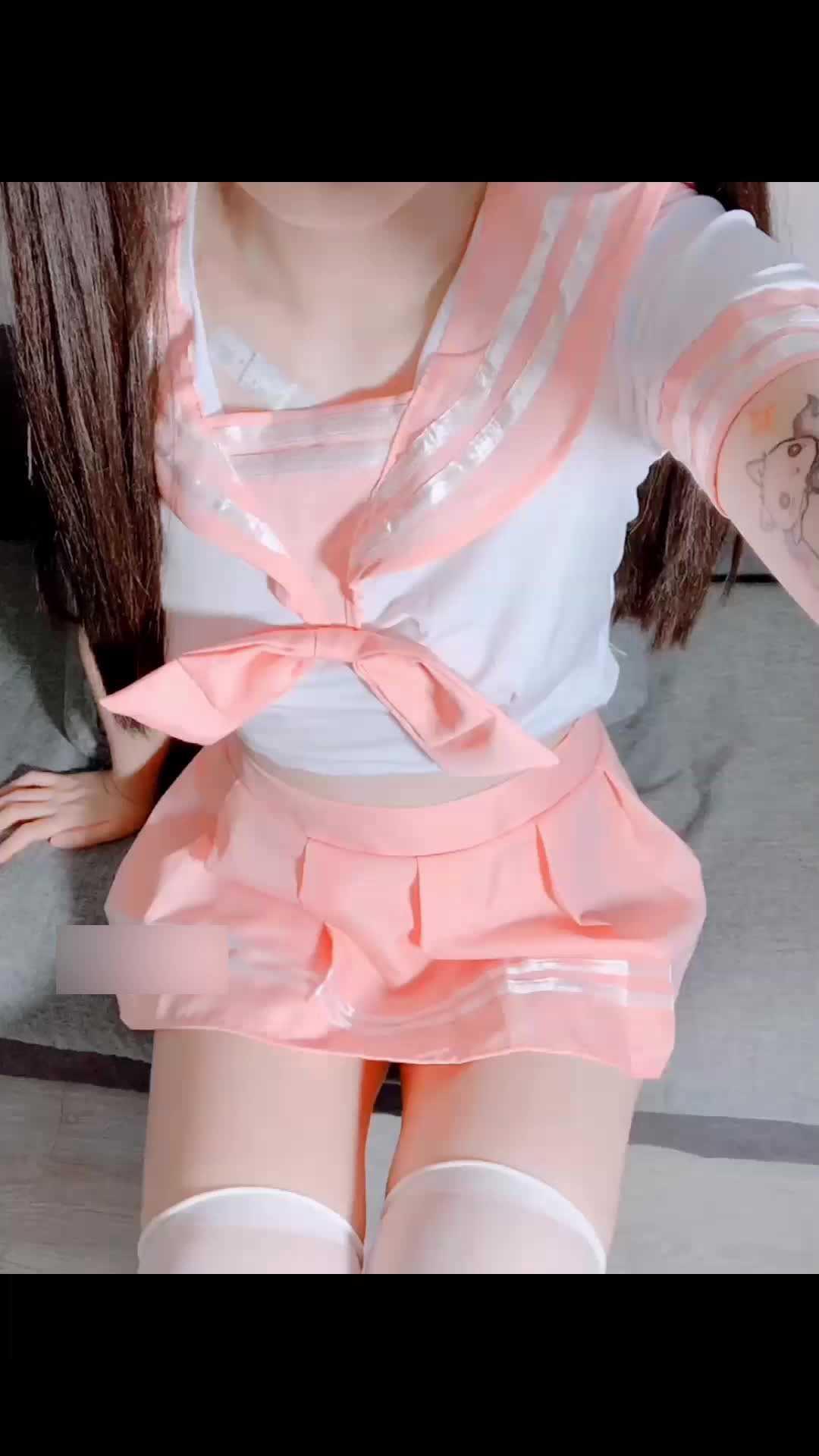 白丝JK 大冰屌怼穴浪叫