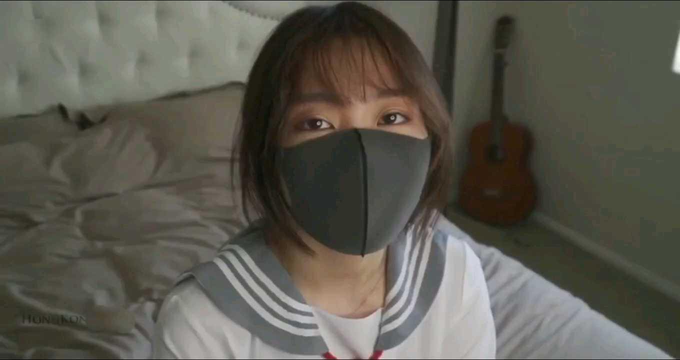 清纯女神室友穿JK装加性感白丝袜露半脸被肉翻操蛋不要不要的 上