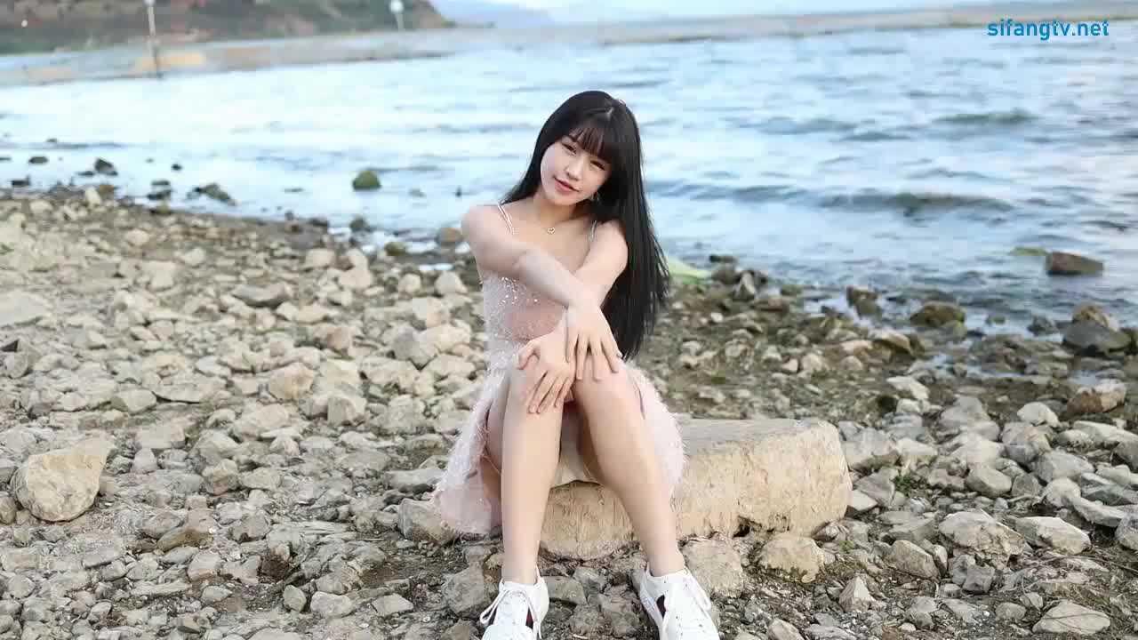 (姬)朱可儿-学生装诱惑