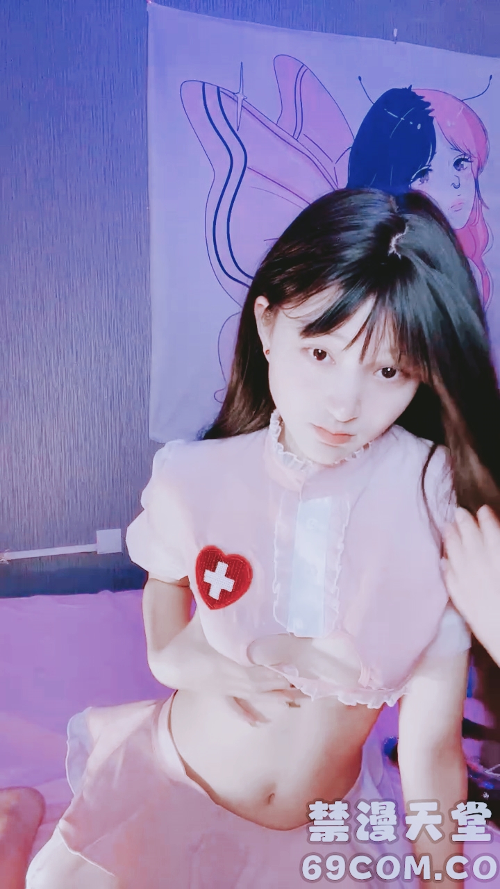 【禁漫直播】你的04女友,全程露脸护士情趣装让渣男玩弄,吃奶抠逼又舔穴,道具抽插口交大鸡巴,让小哥各种姿势爆草浪叫