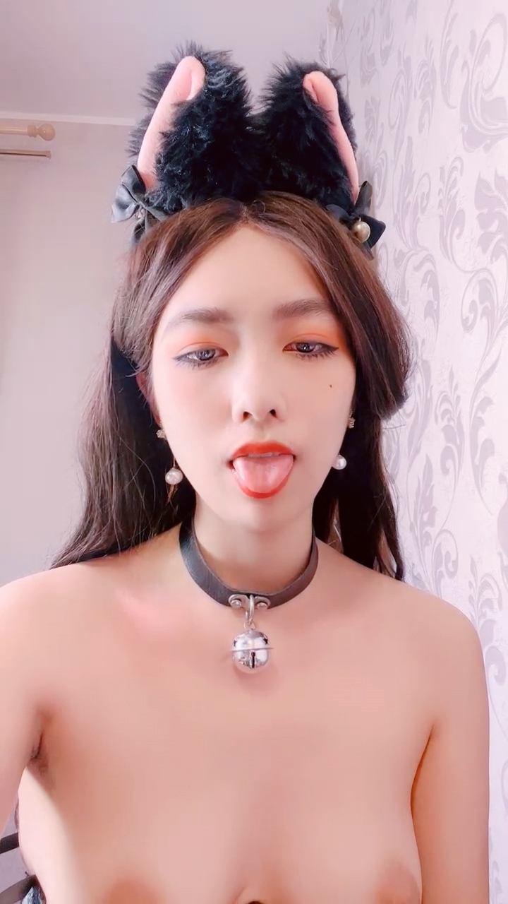 【禁漫直播】10分淫荡骚御姐！炮友震动棒爆菊玩弄！跪浴缸尿嘴里,骑脸舔骚逼喷尿,美臀骑乘位爆操