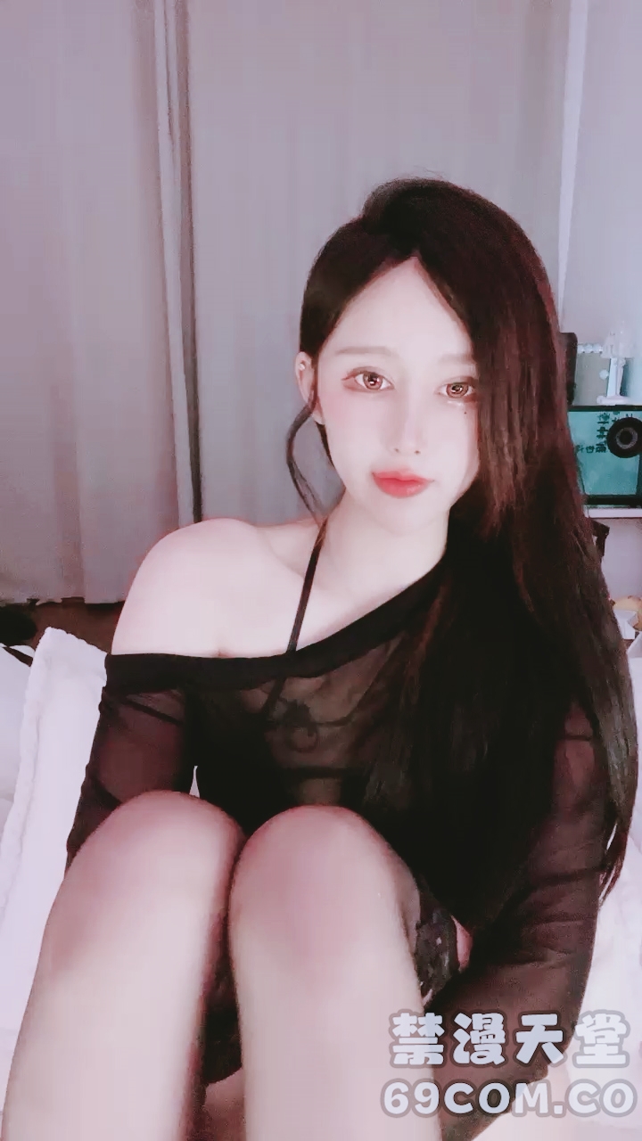 【禁漫直播】网红尤物黑丝高跟情趣兔女郎诱惑,全程露脸大秀直播,跟狼友撩骚互动跳蛋自慰小穴,手指抠逼浪叫呻吟可射