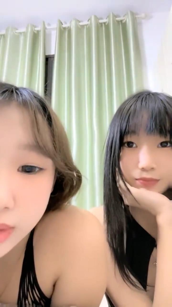 [直播] 一只兔叽吖校花双女神   !尺度升级完全放飞   无套群P 小妹妹挺漂亮 被干得娇喘阵阵