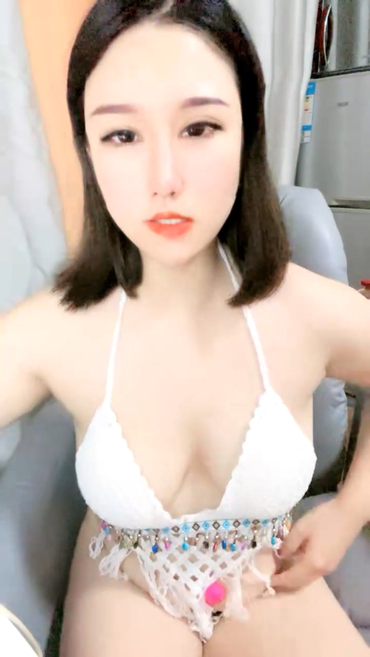 [直播] 还在哺乳期 清秀美人妻 【庄青莼】 挤出奶水自己尝尝 无套内射 生过娃的女人已经彻底放开了  7