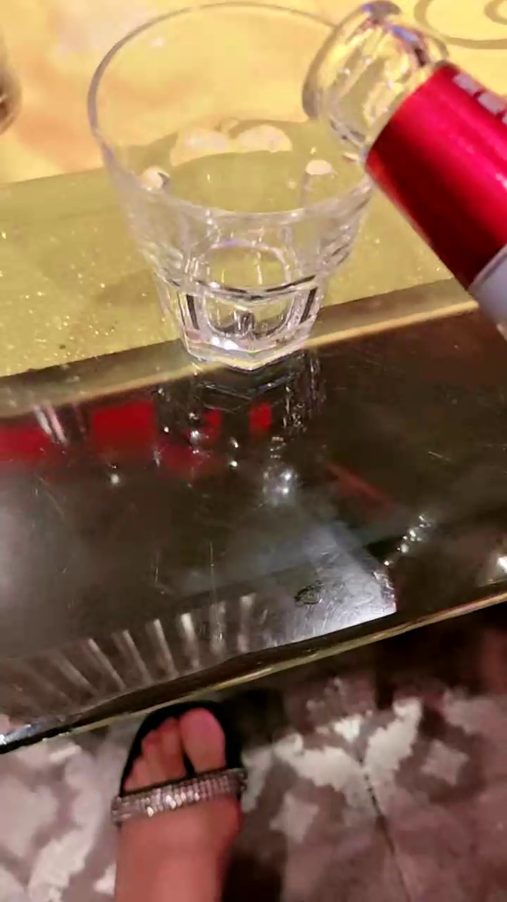 [直播] 人气最高的小少妇 有点儿东西 【紫涵姐姐】 甜美御姐 到餐厅勾搭 巨奶诱惑 跟路人开房啪啪  13