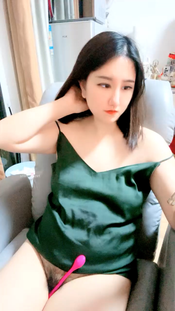 [直播] 还在哺乳期 清秀美人妻 【庄青莼】 挤出奶水自己尝尝 无套内射 生过娃的女人已经彻底放开了  13