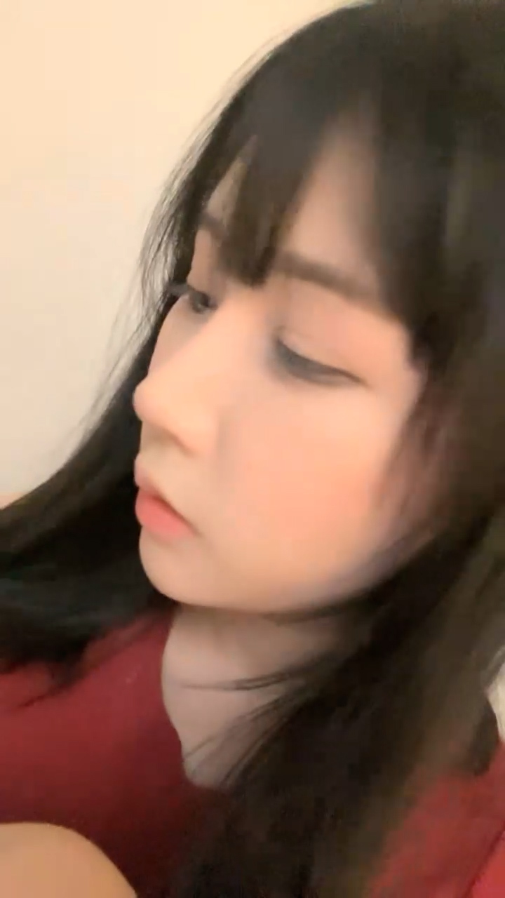 [直播] 抖音女网红 【京鱼儿】 童颜巨乳女神   掰穴自慰   狂射中 人工白虎 这骚穴真是欠操欠插 好美啊  12