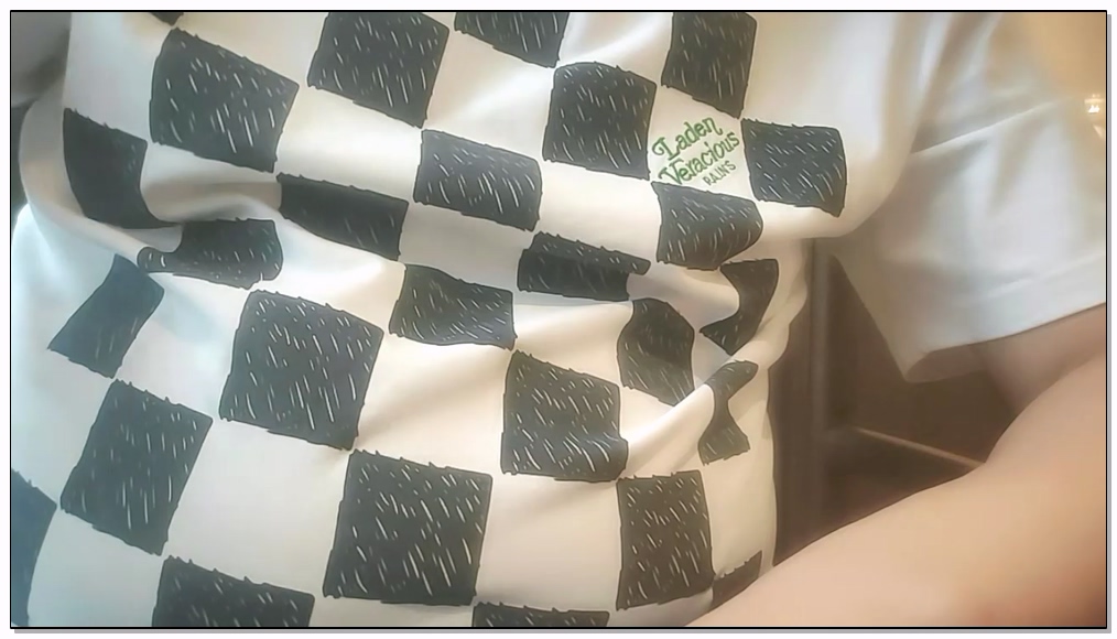 [直播] 推荐【良家故事】23.05.03 偷拍 网恋 中年良家妇女收割机   2天1女 人妻出轨 酒店内放纵自己的欲望  3