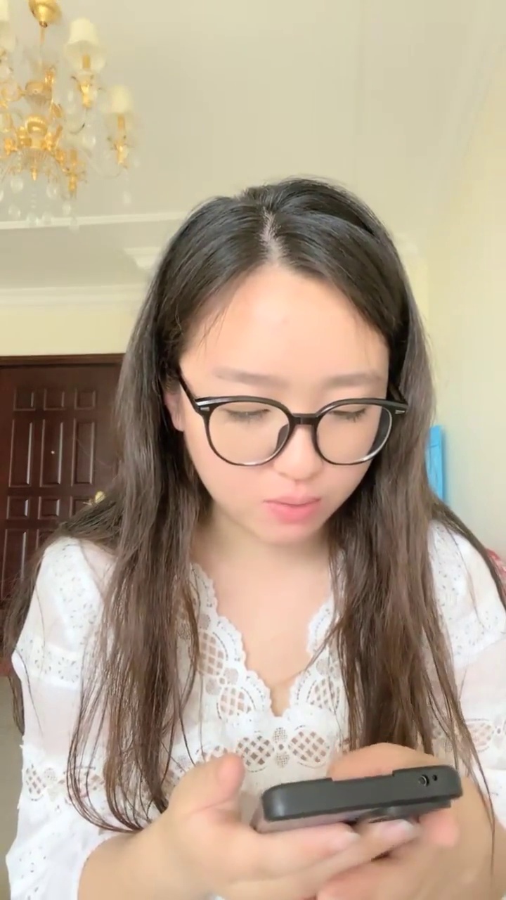 [直播] 卧槽 极品新人 肉肉感十足好爽【妍心】沐浴自慰 大喷水啊 眼镜妹子反差婊 蜜桃臀后入上品 刺激