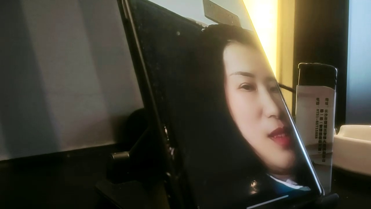 [直播] 推荐 【良家故事】23.05.23 偷拍 网恋 中年良家妇女收割机 微信聊天中已经淫态尽显