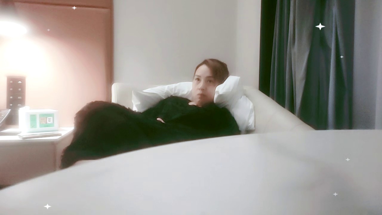 [直播] 推荐 【良家故事】 23.05.13  偷拍 网恋 中年良家妇女收割机   2天1女 人妻出轨  9