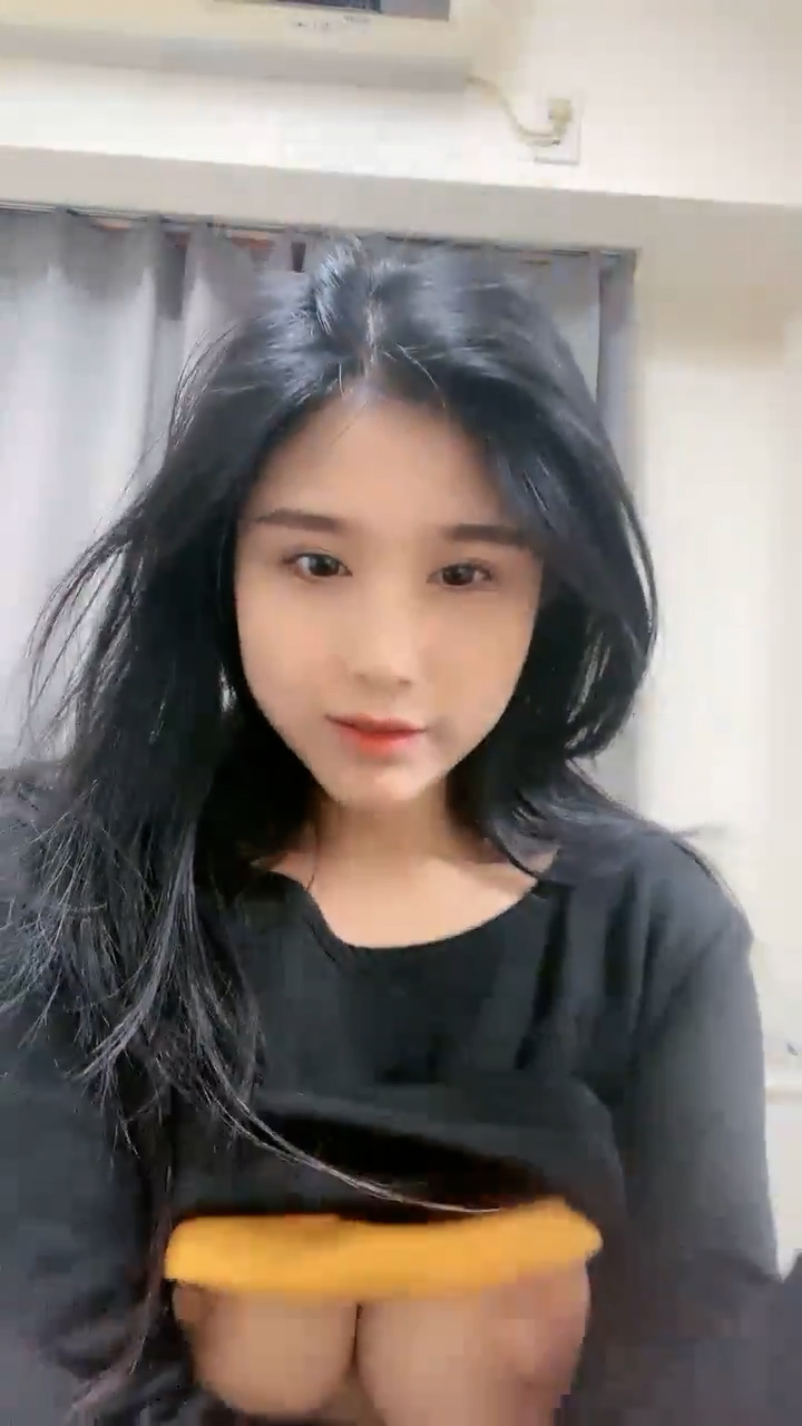 [直播] G奶女神 【违规昵称】 气质美女 自慰秀 身材叫声销魂 一场赚了大把钱 极品人人爱 推荐(3)  6