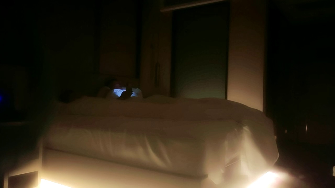 [直播] 推荐 【良家故事】23.05.28 偷拍 网恋 中年良家妇女收割 两三天同时跟多女聊天 多线操作拿下一个  2