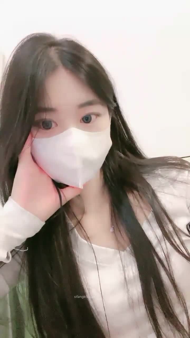 [直播] 终于露脸了 【不萌不淑女】 02年美少女   尺度全开   20小时   道具自慰 美丽小仙女阴毛这么浓密  3