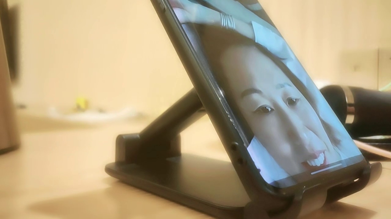 [直播] 推荐 【良家故事】23.05.25 偷拍 网恋 中年良家妇女收割机2天3女  随时都有新人 多线操作  12