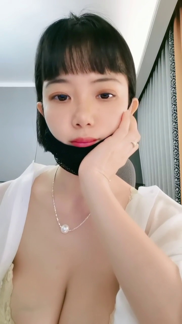 [直播] 推荐 女神宿舍偷偷大秀   【乌崽酱】绝对是心动的感觉 爽 清纯指数超高 大哥们垂涎欲滴  2