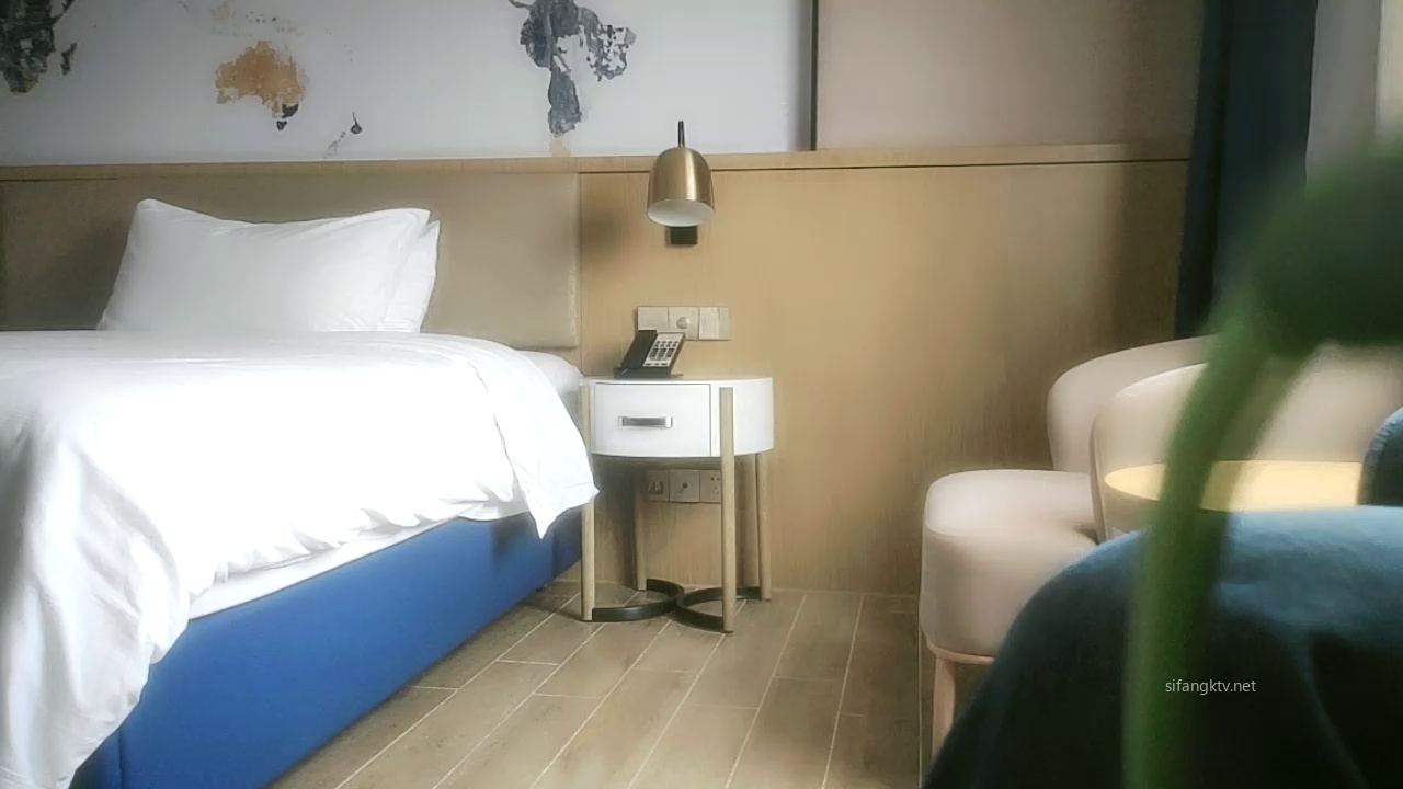 [直播] 推荐 【良家故事】23.05.25 偷拍 网恋 中年良家妇女收割机2天3女  随时都有新人 多线操作  13