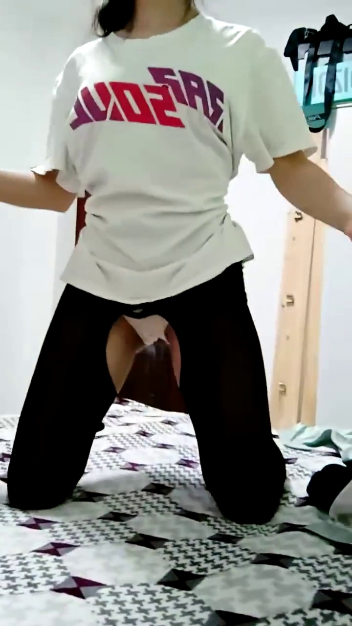 [直播] 推荐 山东学生妹 【阿里嘎多】 在KTV唱歌喝酒 一曲罢了情意缠绵 口交啪啪 主打的就是一个真实