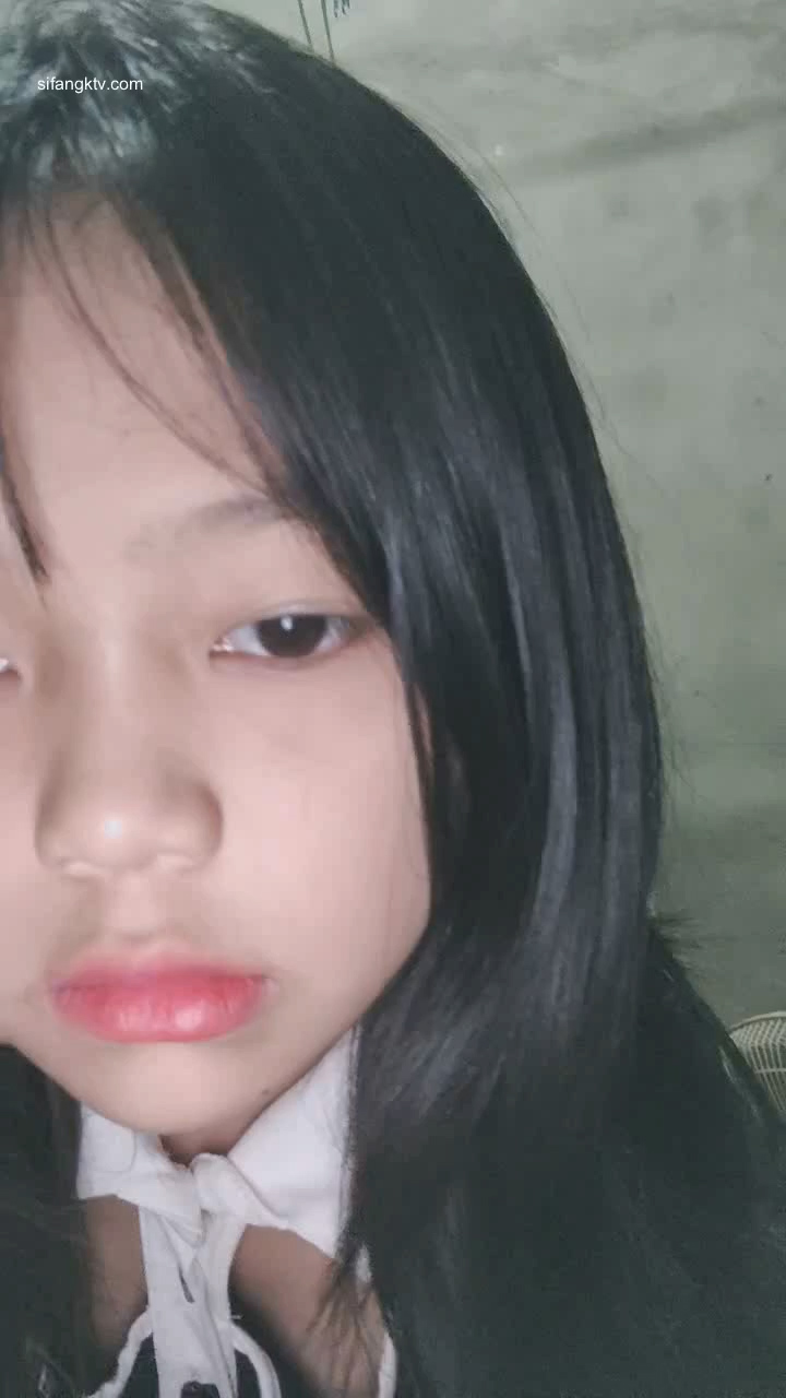 [直播] 毛都没长齐的小女孩 【沐沐可甜了】 道具自慰   6场合集 挺嫩的 一撮阴毛覆盖嫩逼 萝莉控不要错过