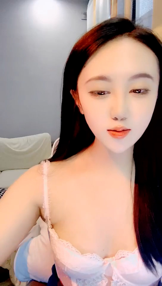 [直播] 绿播转黄播   极品颜值【okk】白虎逼 全身尤物完美   直接撸了 黑丝美乳配上无毛粉逼 爱了爱了  8