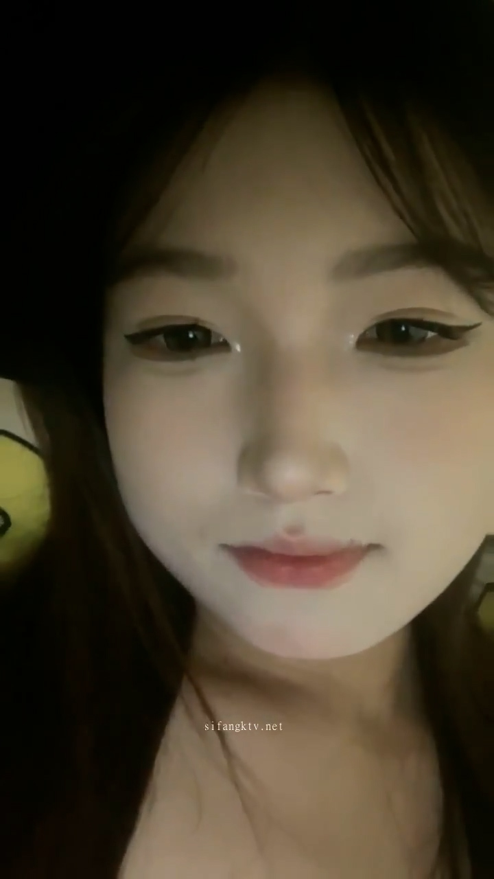 [直播] 新人 校花下海 正宗学生妹   【粉嫩少女】 扣穴自慰 狂撸 这个颜值一出 再次刷新了天花板的新高度  3