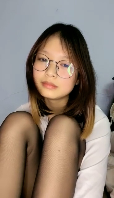 [直播] 00后双姐妹淫乱    20小时【泡泡鱼小美眉】好白菜都让猪拱了 粉嫩学妹被猥琐包皮哥干了  7