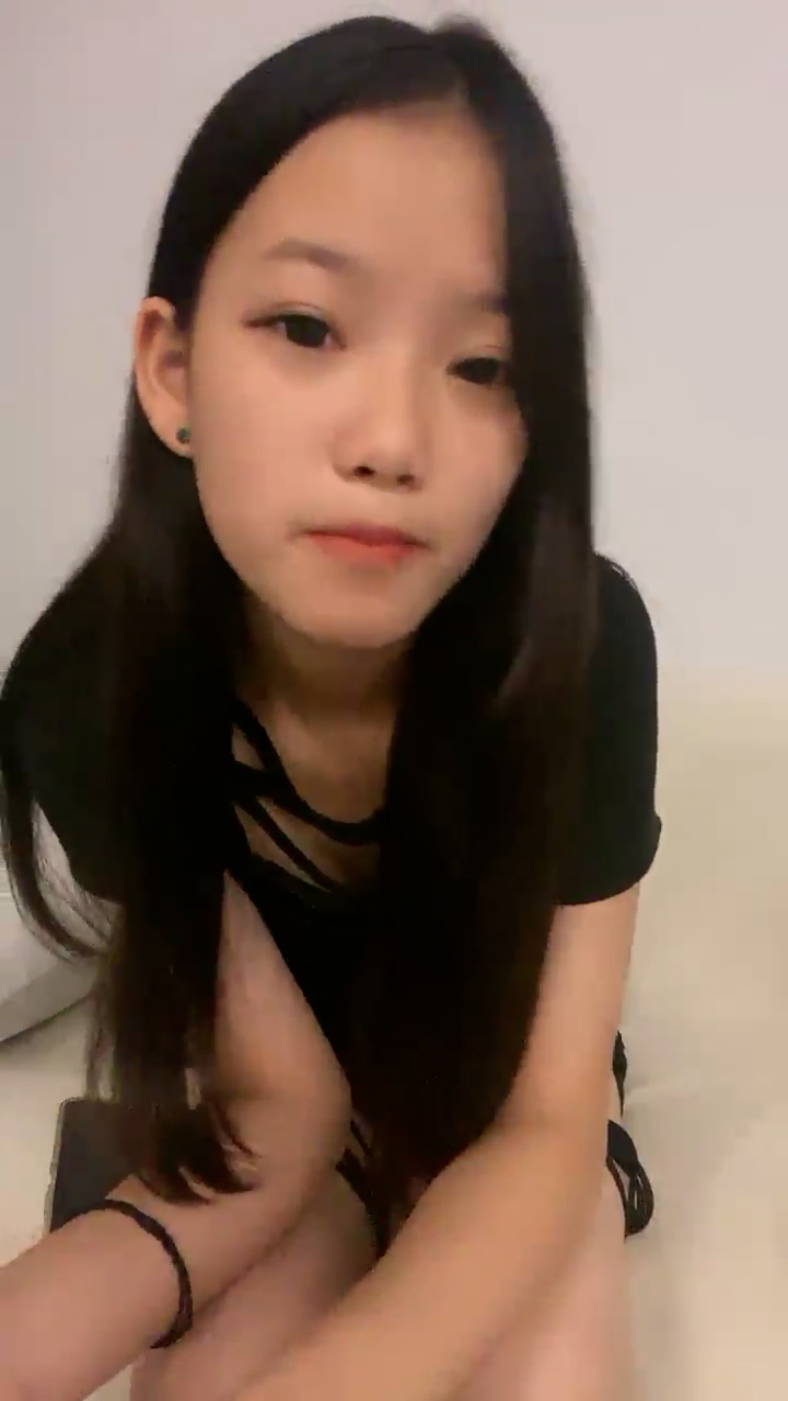 [直播] 露脸 学生妹 【小狐狸妲己】 暑假的生活挺丰富 标准的少女胴体 约粉丝啪啪 嫩穴被插  4