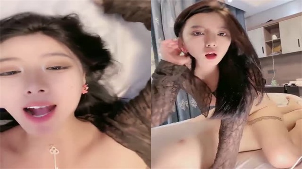 极品车模美女下海！贴着膏药操逼！