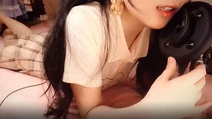 【ASMR】水蜜小羊喵枕边女友的舌吻