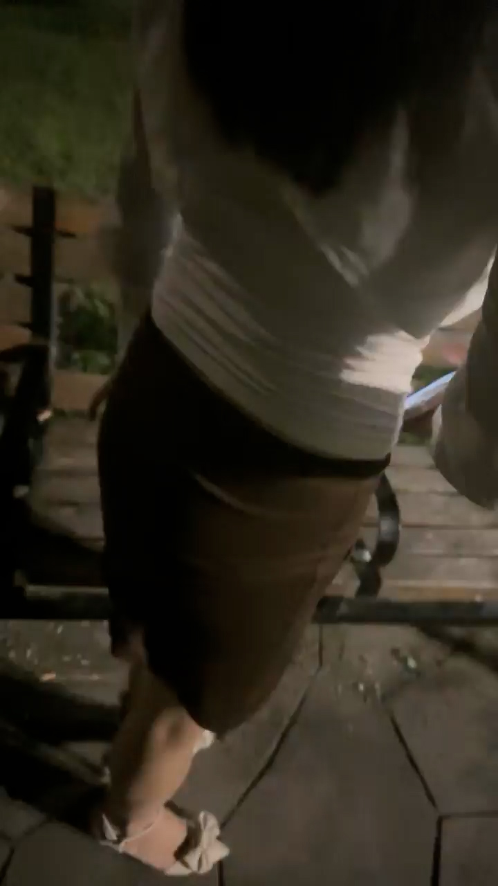 [直播] 今年秋天的户外野战来了 【水水的小姨子】 姐夫带小姨公园啪啪 无套内射 时刻担心  4