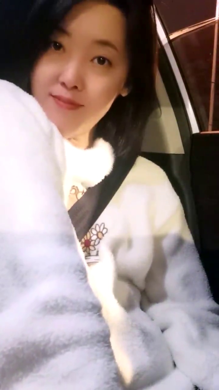 [直播] 人妻淫妇    【放肆的水娃】 无套啪啪 开车途中露出 马路边操逼 刺激 口交毒龙淫妇太给力 骚爆了