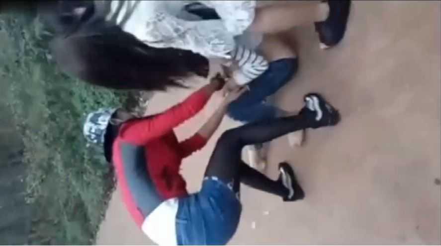 校园暴力那么多打一个算什么好汉