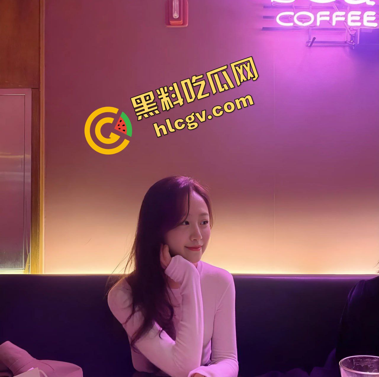 浙江杭州反差母狗『陈洁』酒吧结交社会男友 刚认识就到家里做爱 淫荡至极！独家曝光！