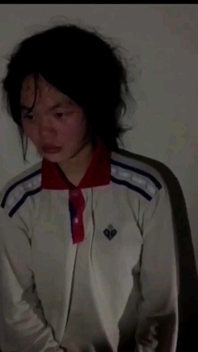 【校园暴力】初中妹被暴力蹂躏