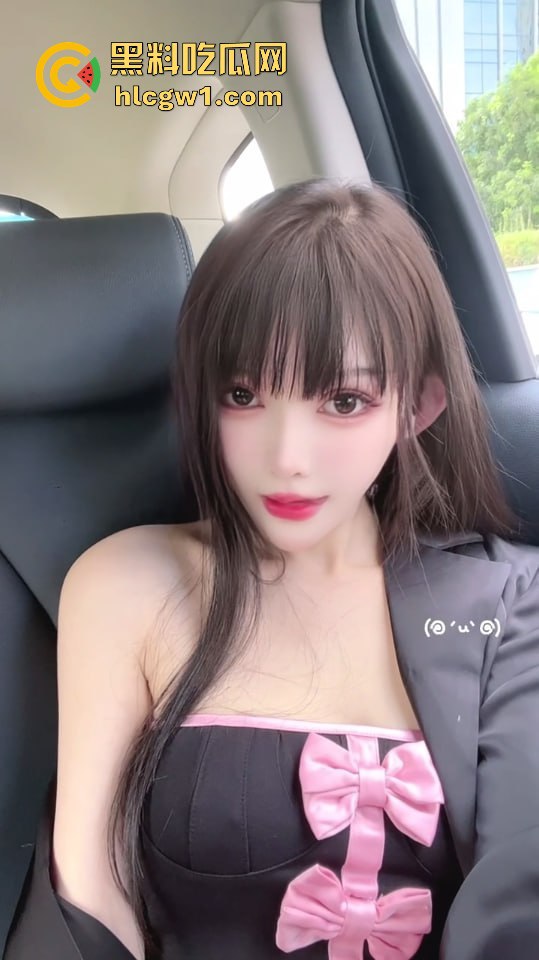 瓜友爆料广州商务饭局的头号骚货『姜安琪』！表面高冷，撒钱贴你身上送逼，干到她腿软还叫爸爸！