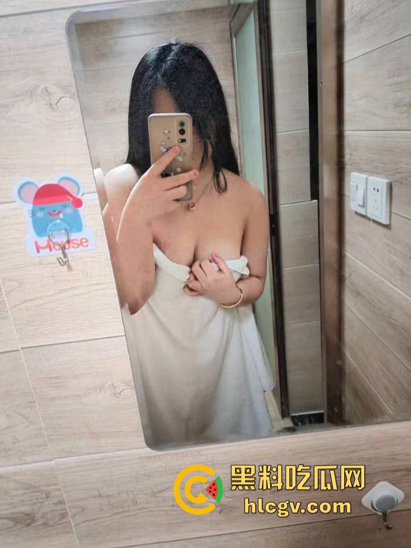 成都电子科技大学【戴蕊莲】优秀学生背后竟是性瘾母狗 被多人调教视频流出