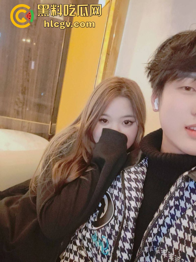 1成都电子科技大学【戴蕊莲】优秀学生背后竟是性瘾母狗 被多人调教视频流出