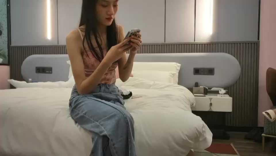 外围女神明星脸高颜值    深夜的一场灵与肉的碰撞