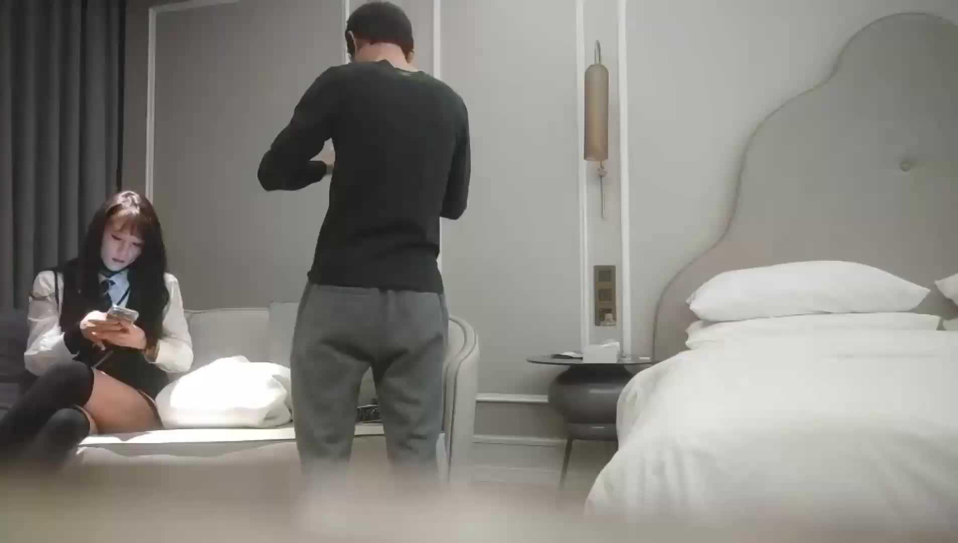 大胸御姐今夜来相伴    打桩机暴力抽插浪叫连连高潮