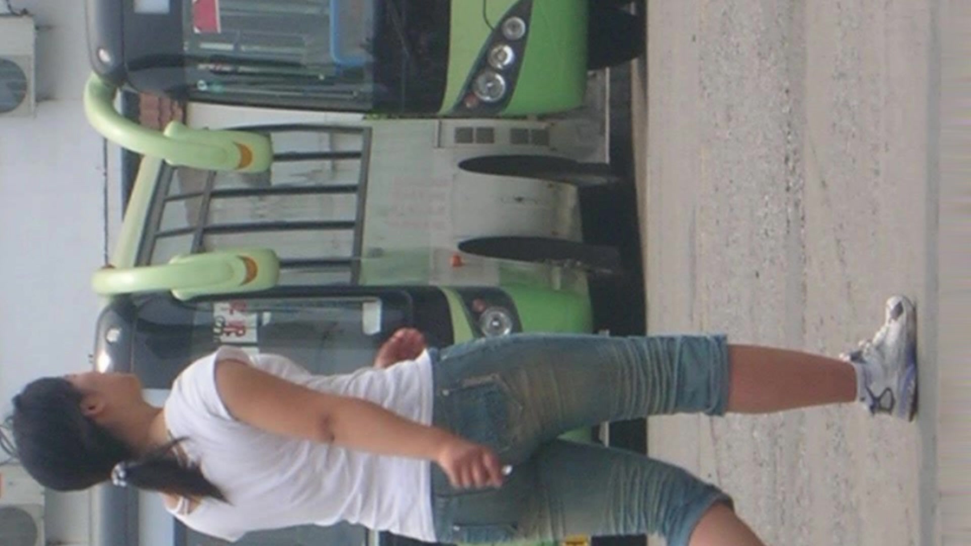 厕拍大神沟神经典作品汽车站旁边的职高技术学院女厕偷拍视图合并版