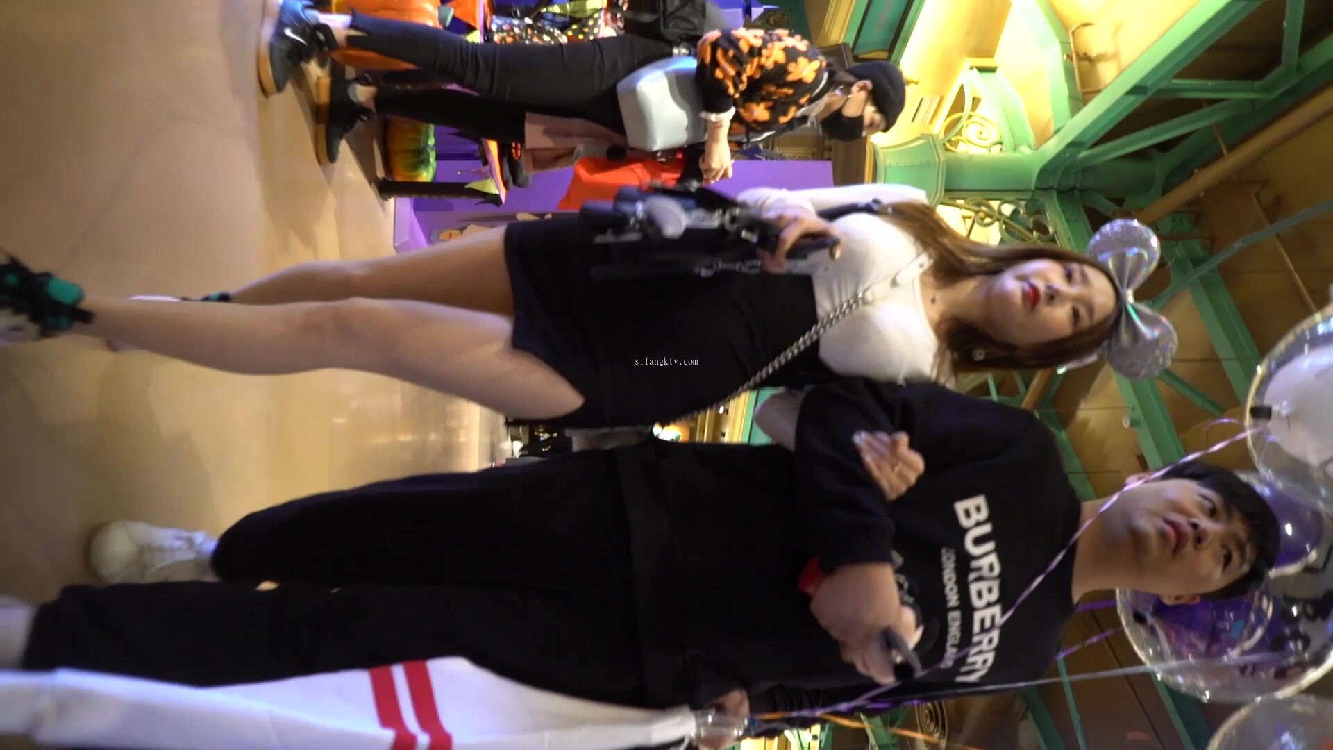 【YZWCD】YD033开衩包臀裙大胸美女！肉丝配粉色条纹内！