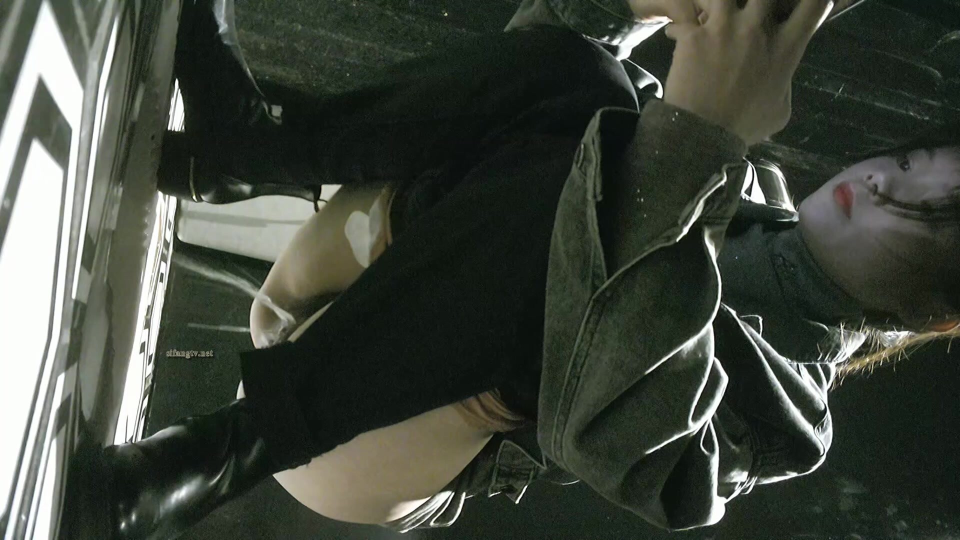 【精品厕拍】《夜店极品女神高颜值系列》高清原版 (9)