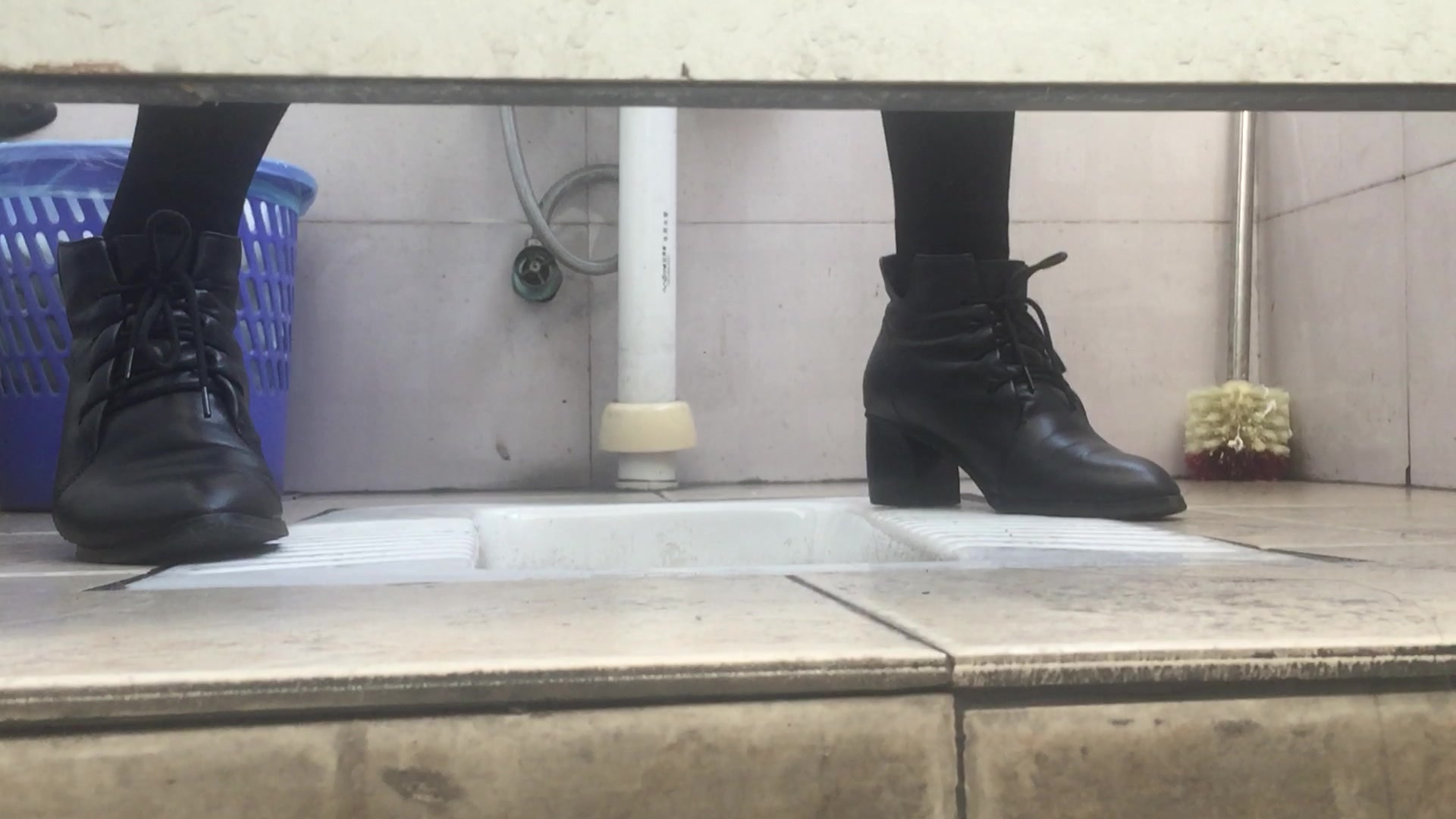 骚逼会计的骚穴5